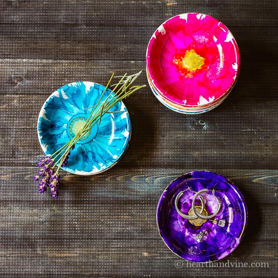 alcohol-ink-jewelry-dishes