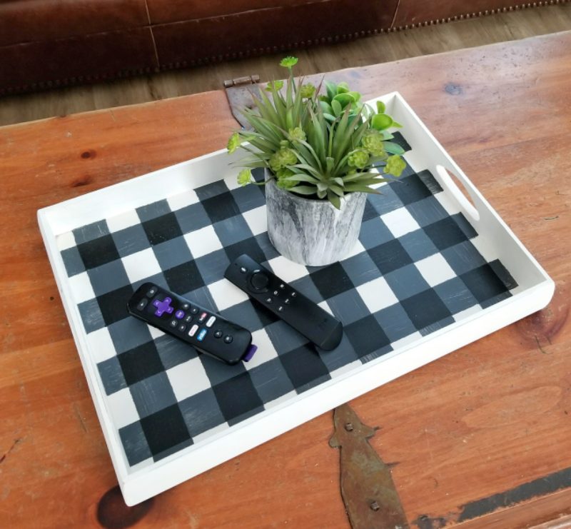 How To Paint Buffalo Plaid on a Tray