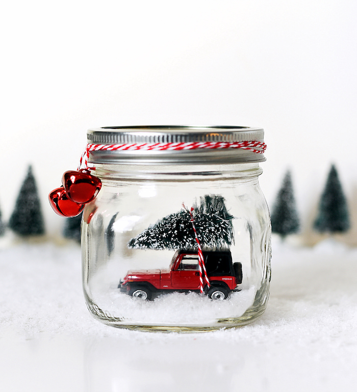 car-in-jar-mason-jar-snow-globe