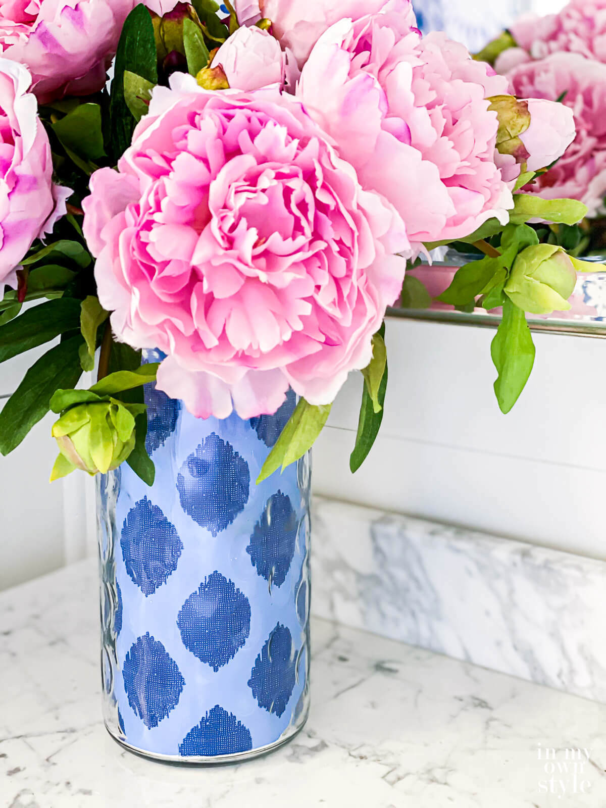 Clear Glass Vase to Colorful One in Minutes