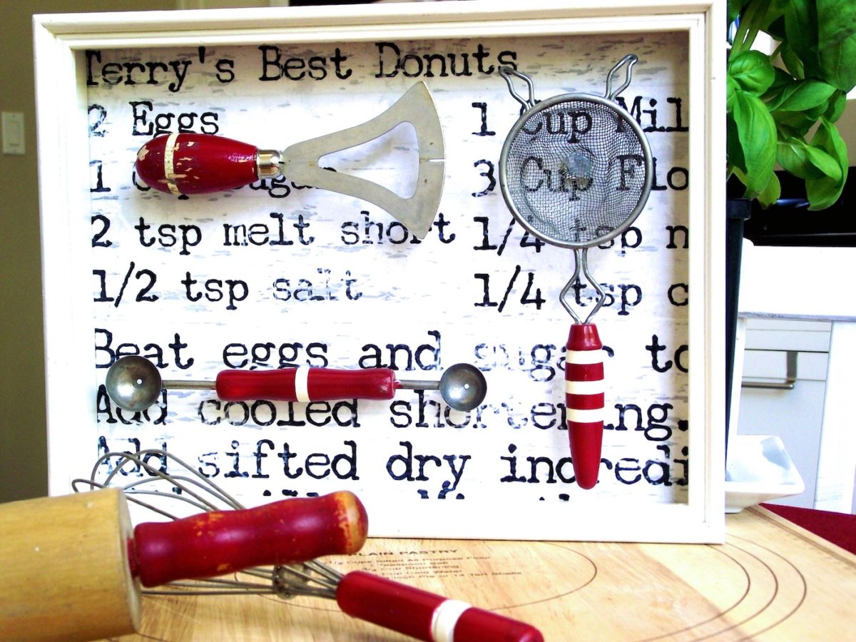 display vintage kitchen utensils