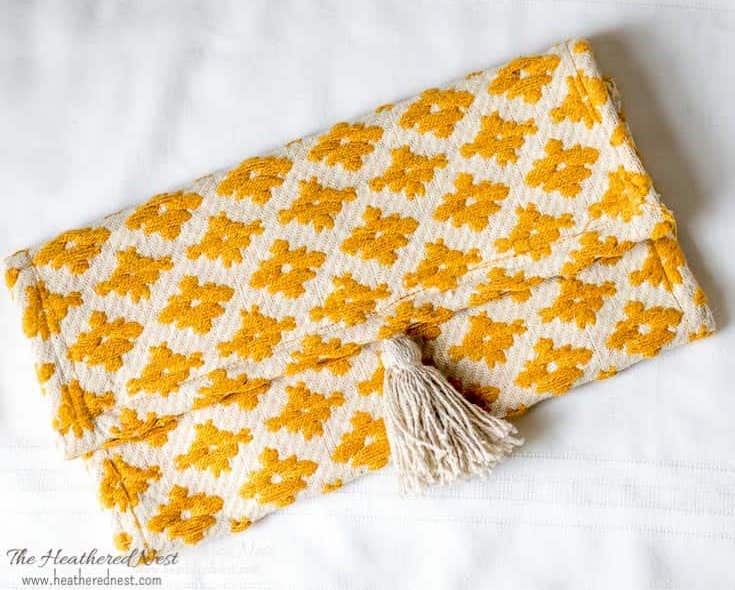 DIY Clutch from a Placemat