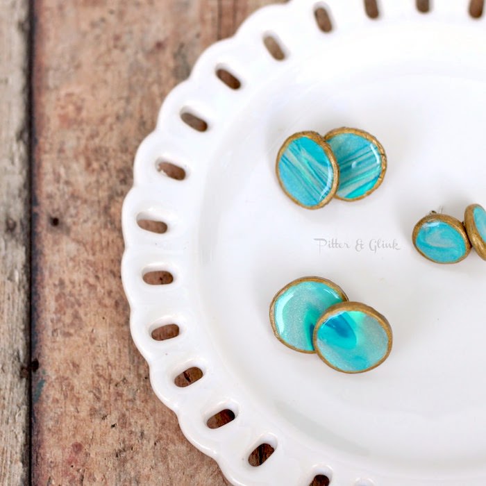 {Faux Agate Earrings Made with Polymer Clay}
