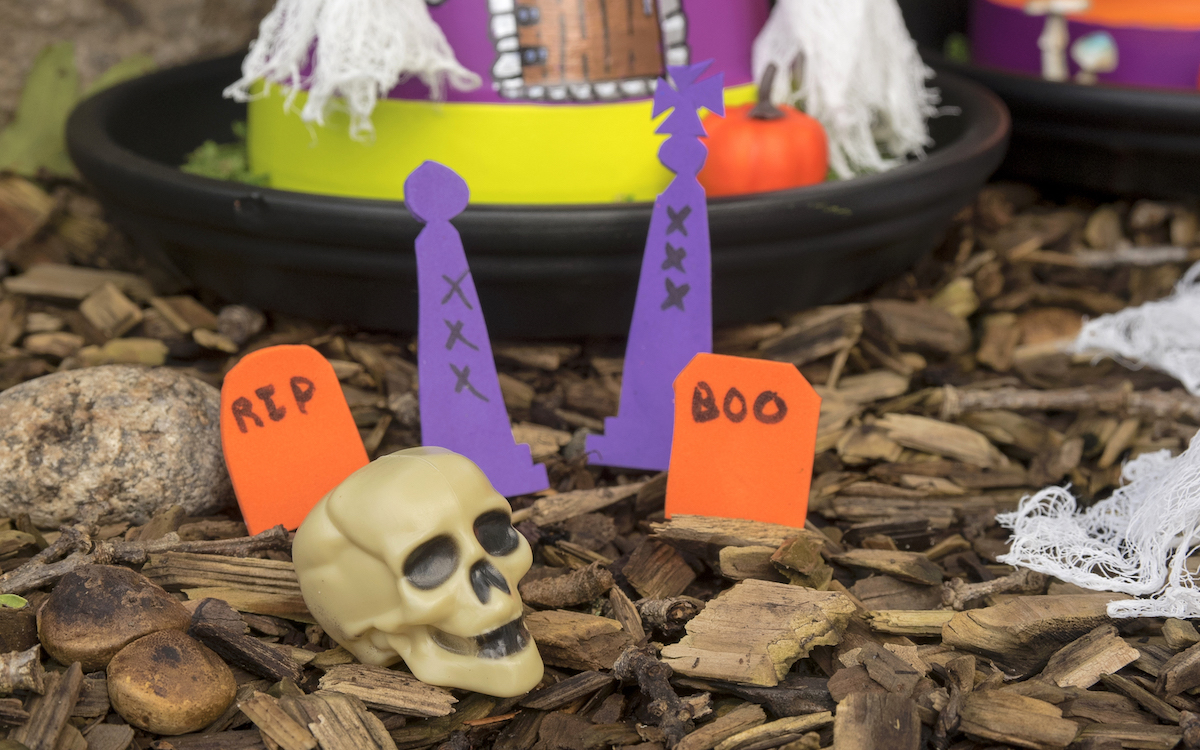 Halloween fairy garden graveyard