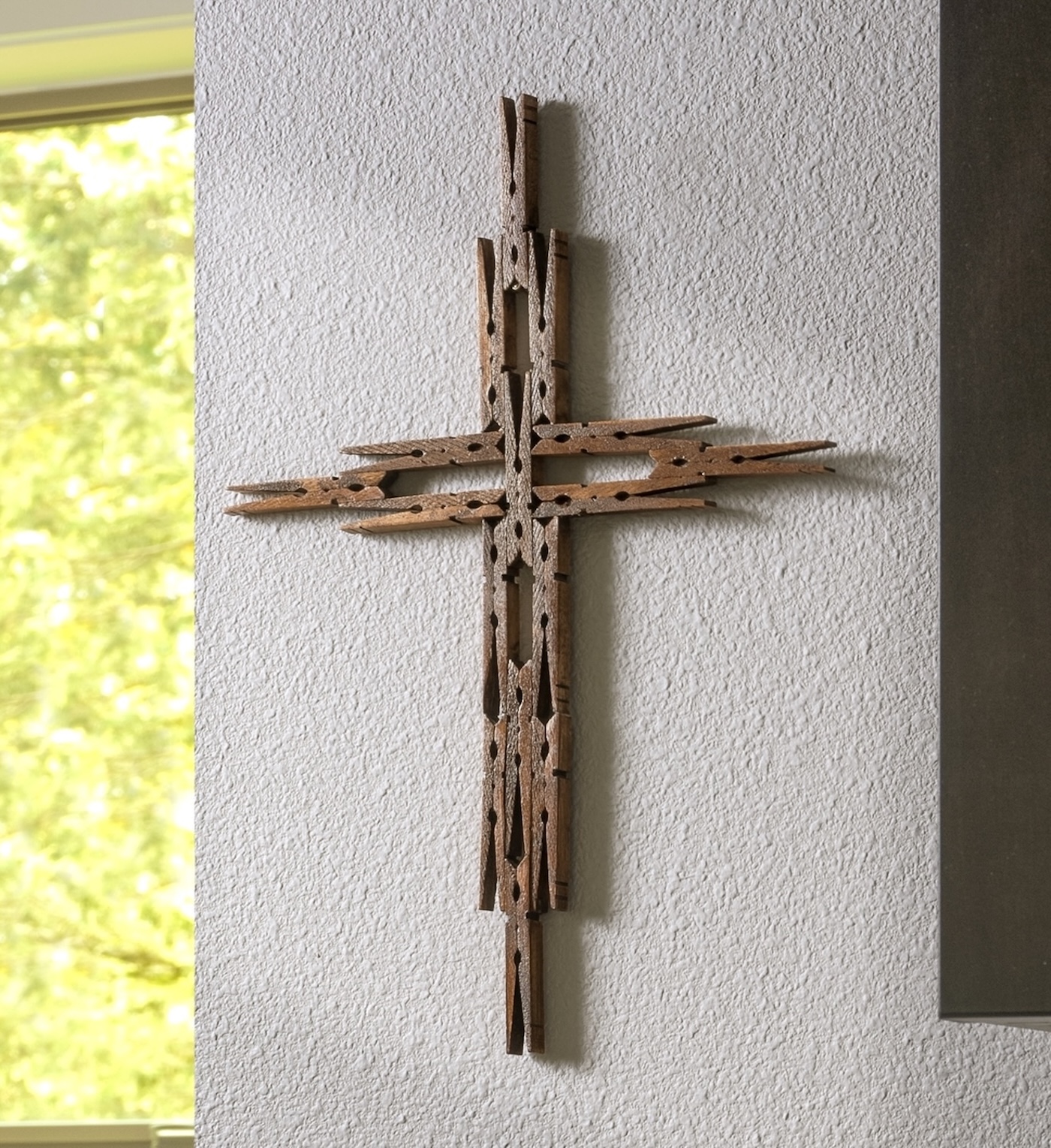 make a clothespin cross the easy way