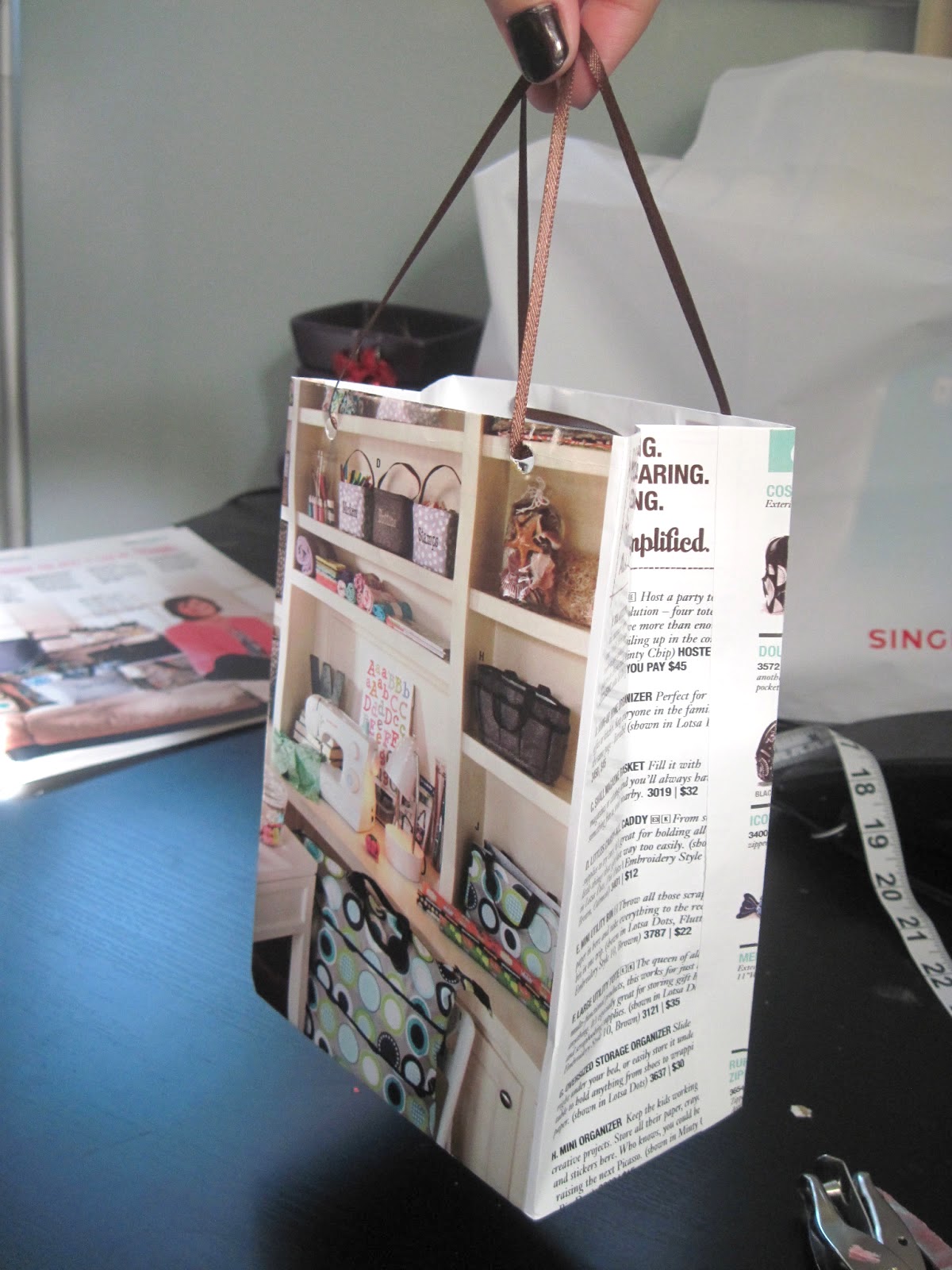Make a Gift Bag Out of a Magazine