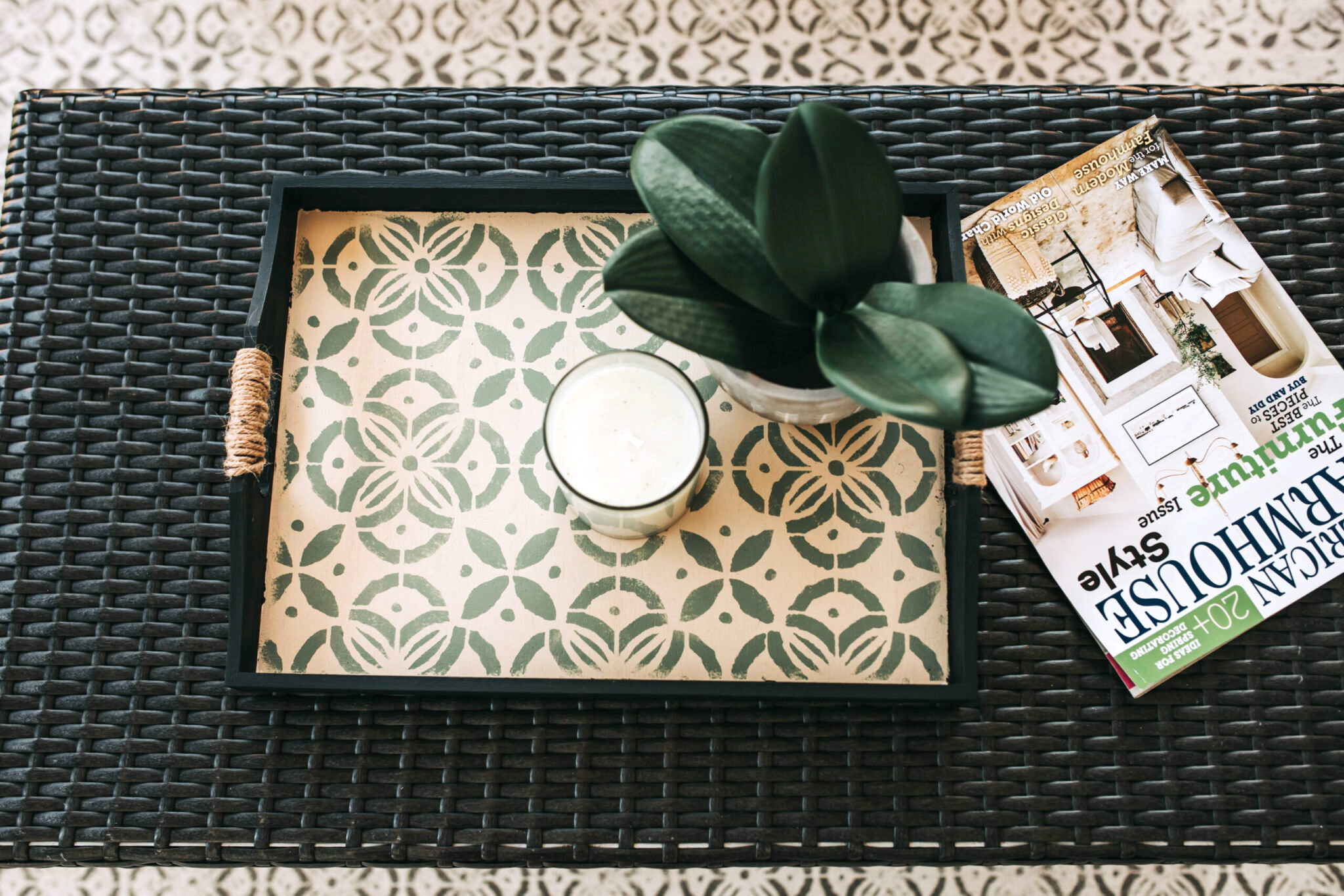 Modern Farmhouse Tray Makeover