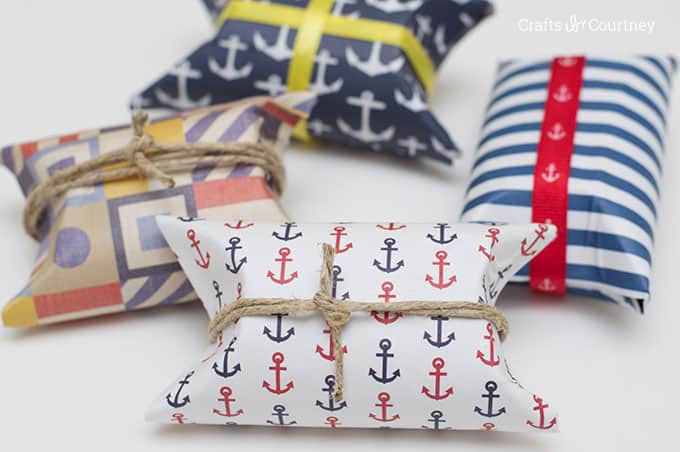 These simple and cute DIY nautical party favors are so easy / cheap to make and can be customized to go with any theme as long as you can find the scrapbook paper! Works for baby shower or for wedding / bridal shower too. For for kids and for adults!