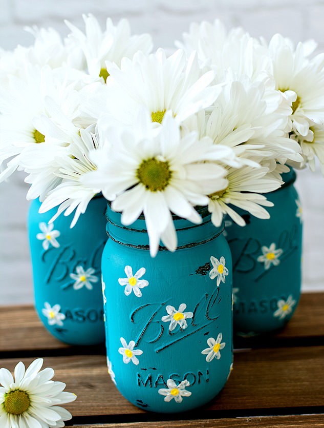 painted-daisy-mason-jars