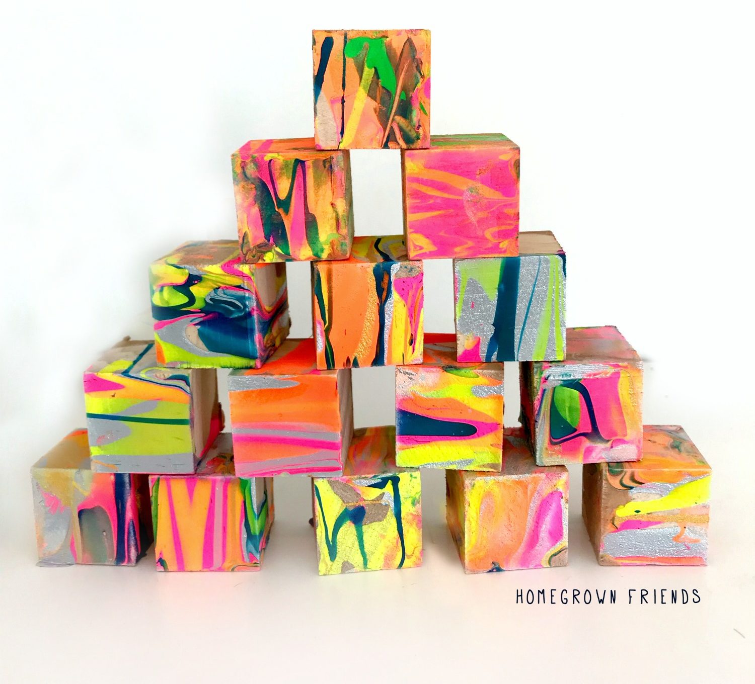 DIY spin art wood blocks